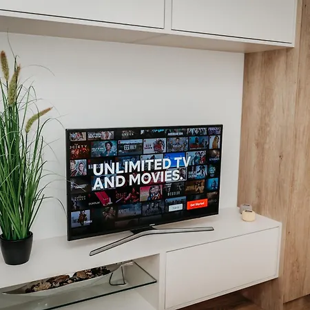 Lägenhet Old Town Center 2 - Private Parking Included